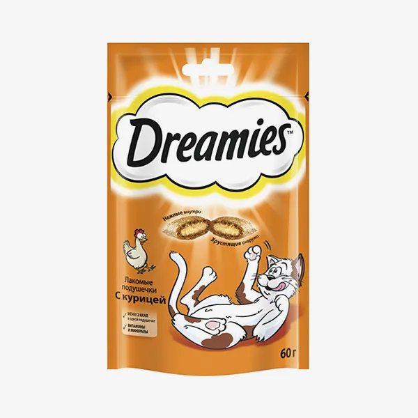 Лакомства Dreamies c курицей для кошек 60 г