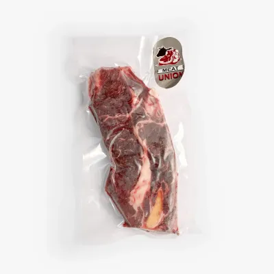 Говядина Meat Union шейный отруб на кости замороженный в/у 0.7 кг