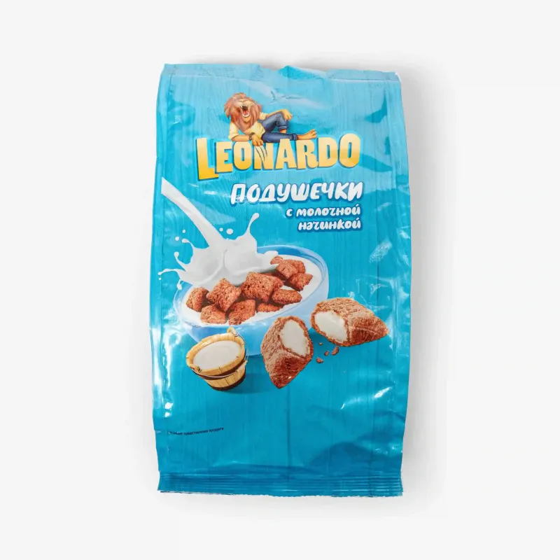 Завтрак готовый Leonardo подушечки с молочной начинкой, 250 г